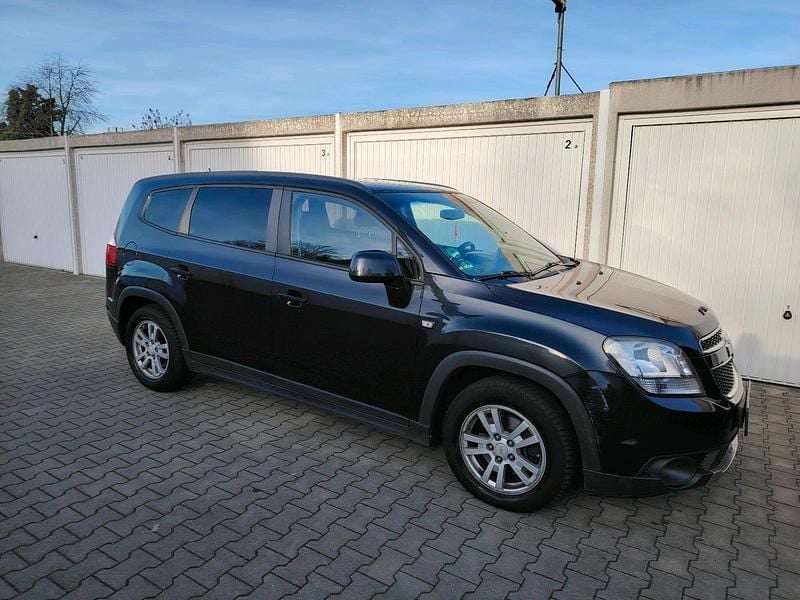 Schwarz Gebraucht 2012 Chevrolet Orlando Van / Kleinbus | 3.900 € (Superpreis) - Bild 1/4