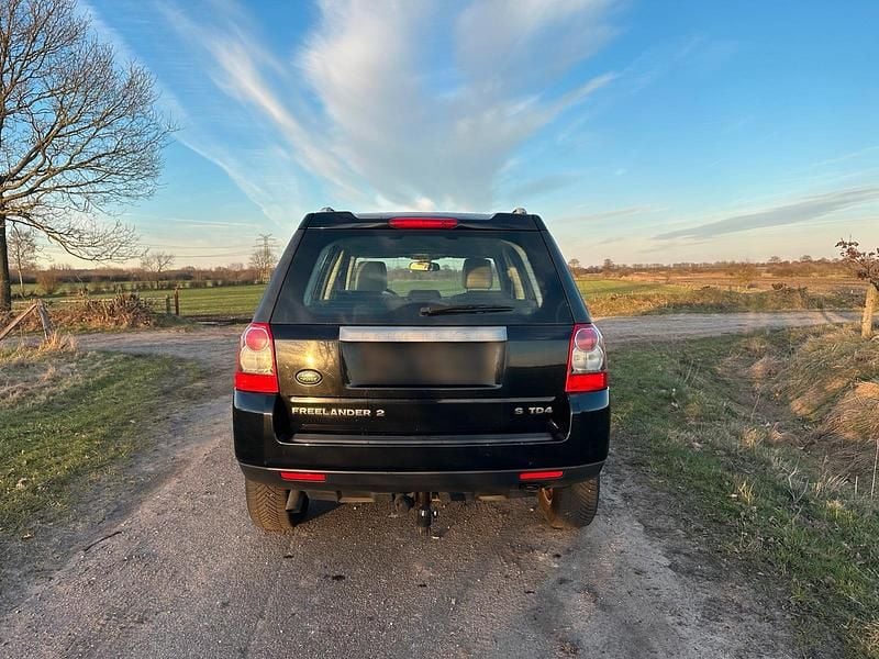 Gebraucht Land Rover Freelander 2 152 PS (111 kW) 2010 Schwarz SUV