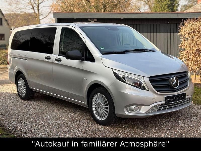 Gebraucht Mercedes Vito 190 PS (139 kW) 2022 Silber Van