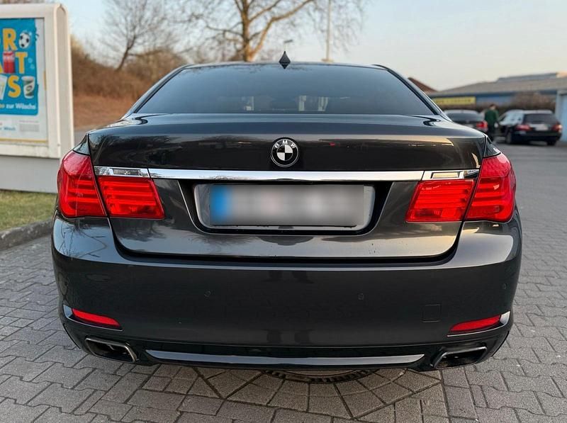 Gebraucht BMW 730L 245 PS (180 kW) 2010 Limousine