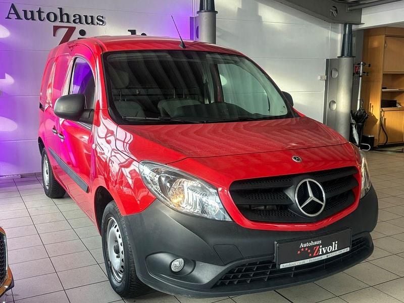 Gebraucht Mercedes Citan 108 80 PS (58 kW) 2021 Rot Van / Kleinbus