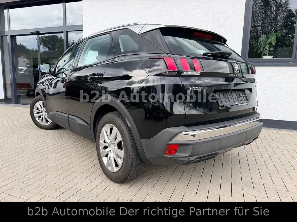 Gebraucht Peugeot 3008 Active 131 PS (96 kW) 2016 Schwarz SUV