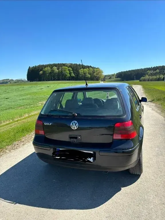 Gebraucht VW Golf IV Basis 75 PS (55 kW) 2000 Schwarz Limousine