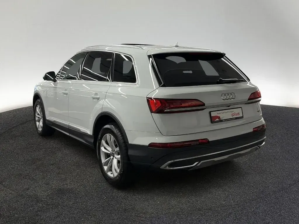 Używany Audi Q7 340 KM (250 kW) 2023 Biały SUV