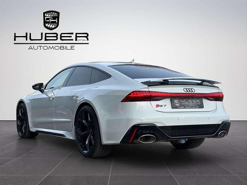 Gebraucht Audi RS7 Sportback Performance 630 PS (463 kW) 2024 Gletscherweiss Kleinwagen