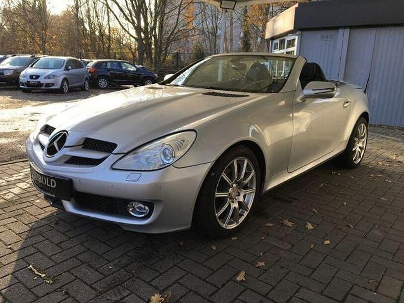 Gebraucht Mercedes SLK300 231 PS (169 kW) 2009 Silber Cabrio