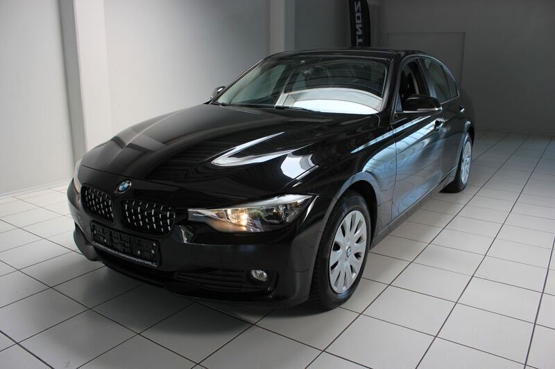 Schwarz Gebraucht 2013 BMW 316 Comfort Edition Limousine | 7.999 € (Guter Preis) - Bild 1/4