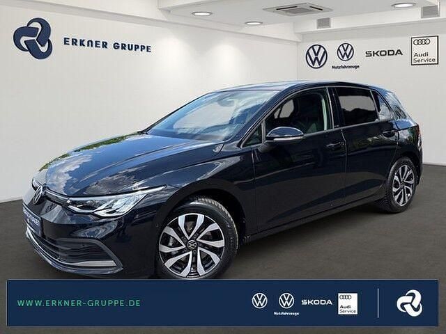 Deep black perleffekt Gebraucht 2023 VW Golf VIII Life Limousine | 25.899 € (Fairer Preis) - Bild 1/4