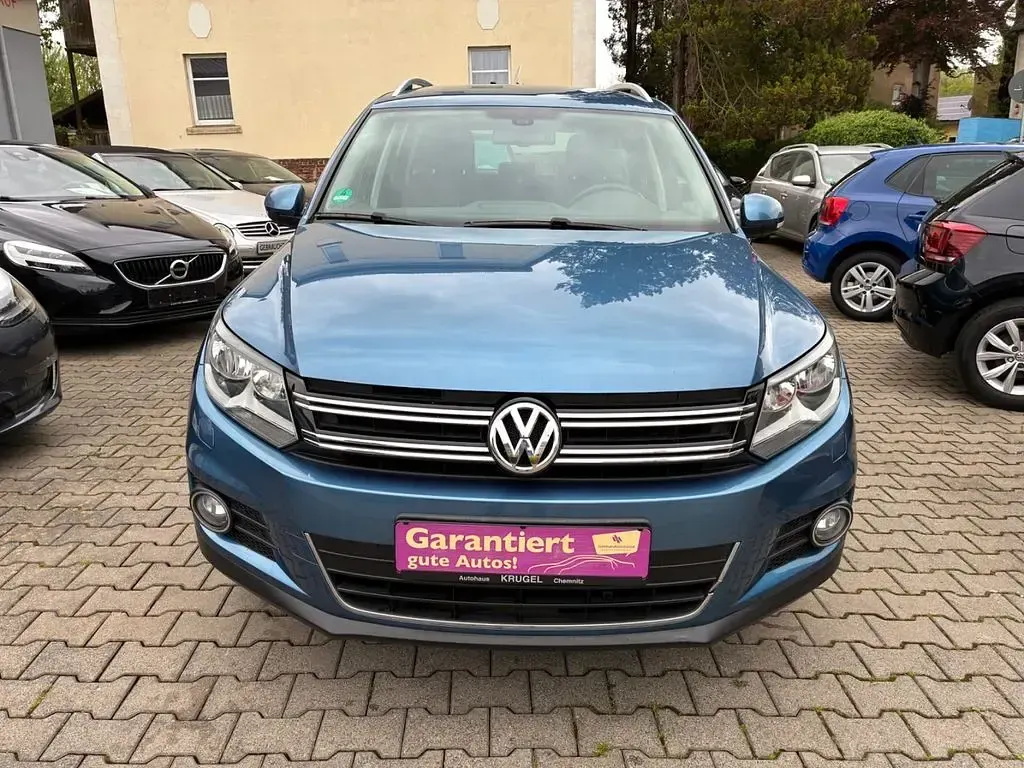 Gebraucht VW Tiguan LOUNGE 125 PS (91 kW) 2016 Blau SUV