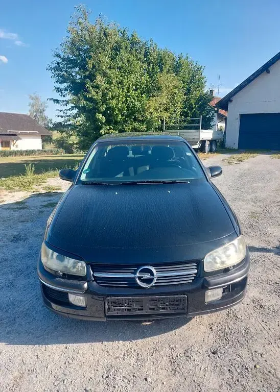 Gebraucht Opel Omega Sport 136 PS (100 kW) 1998 Schwarz Limousine