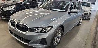 Grau Gebraucht 2023 BMW 320 Shadowline Limousine | 34.299 € (Superpreis) - Bild 1/4
