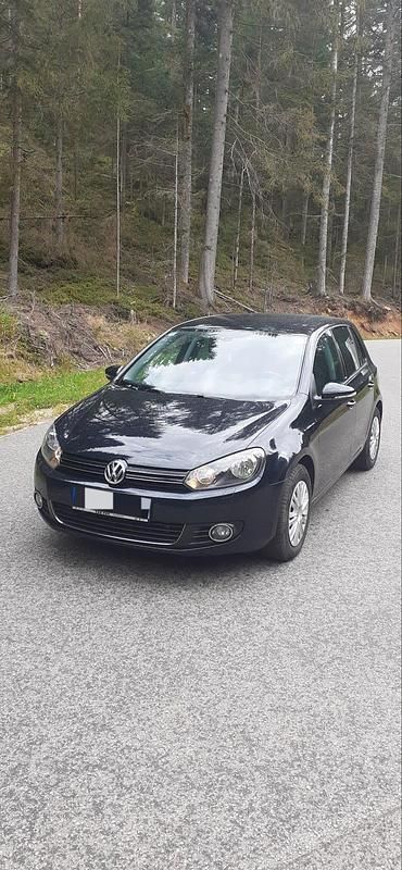 Schwarz Gebraucht 2011 VW Golf VI Style Kleinwagen | 8.750 € (Teuer) - Bild 1/4