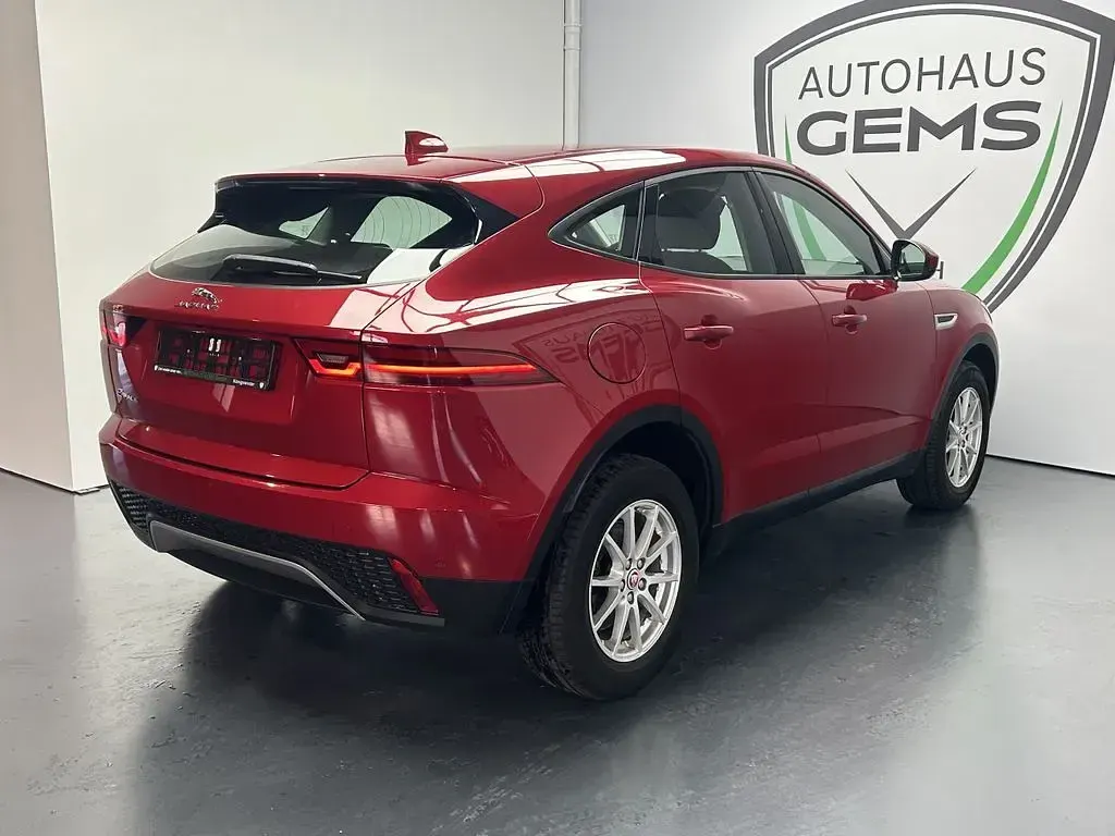 Second-hand Jaguar E-Pace R 150 CP (110 kW) 2019 Roșu SUV