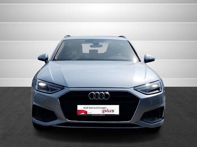 Gebraucht Audi A4 Basis 136 PS (100 kW) 2022 Silber Kombi