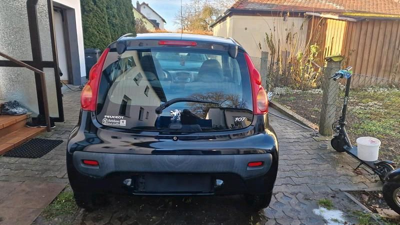 Gebraucht 2008 Peugeot 107 Kleinwagen | 600 € (Superpreis) - Bild 1/4