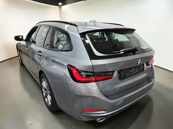 Gebraucht BMW 320 Shadowline 190 PS (139 kW) 2024 Grau Kombi