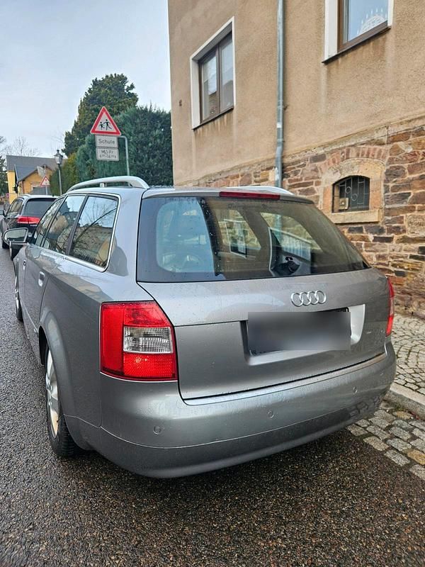 Gebraucht 2005 Audi A4 Kombi | 1.600 € (Superpreis) - Bild 1/4