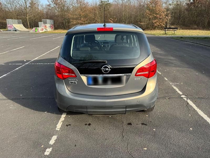 Gebraucht Opel Meriva Color Edition 120 PS (88 kW) 2012 Braun Van / Kleinbus