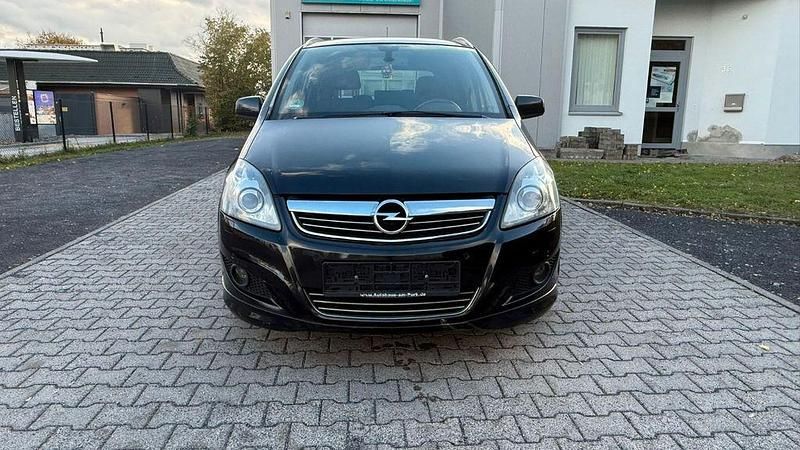 Schwarz Gebraucht 2012 Opel Zafira Design Edition Van / Kleinbus | 3.999 € (Fairer Preis) - Bild 1/4