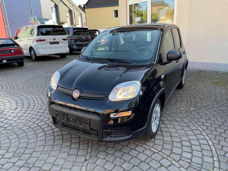 Colore esterno Gebraucht 2023 Fiat Panda Tech Kleinwagen | 11.900 € (Fairer Preis) - Bild 1/4