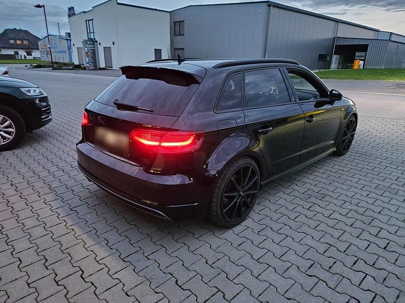 Gebraucht Audi A3 S-Line 150 PS (110 kW) 2014 Schwarz Kleinwagen
