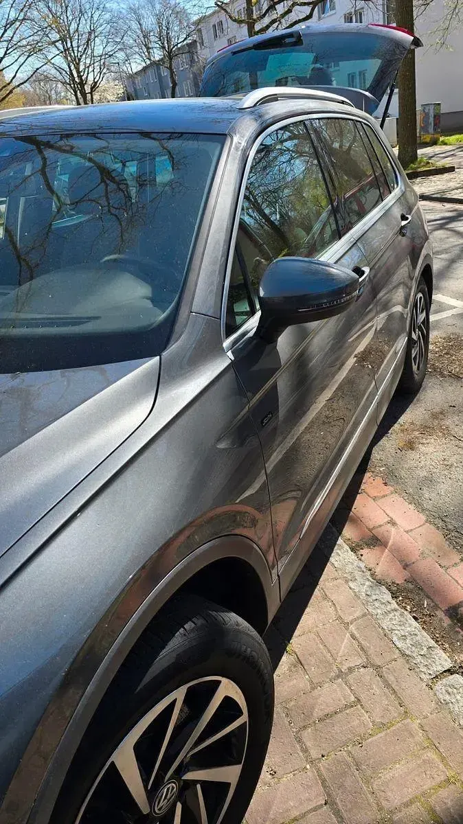 Gebraucht VW Tiguan Join 125 PS (91 kW) 2018 Grau SUV