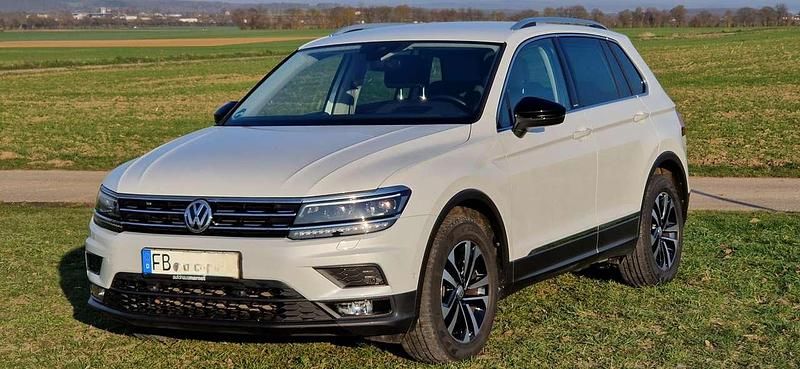 Gebraucht VW Tiguan IQ Drive 131 PS (96 kW) 2020 Weiß SUV
