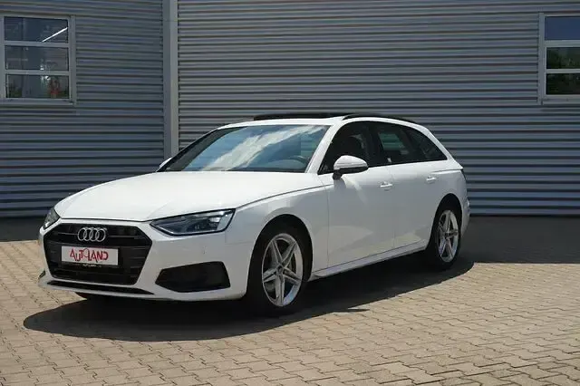 Gebraucht Audi A4 Advanced 204 PS (150 kW) 2022 Weiß Kombi