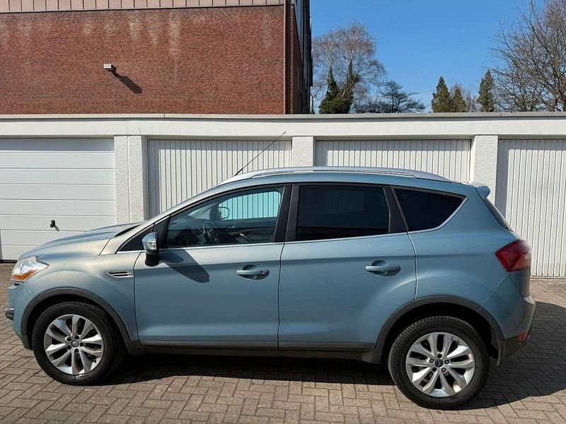 Gebraucht Ford Kuga 136 PS (100 kW) 2009 Blau SUV