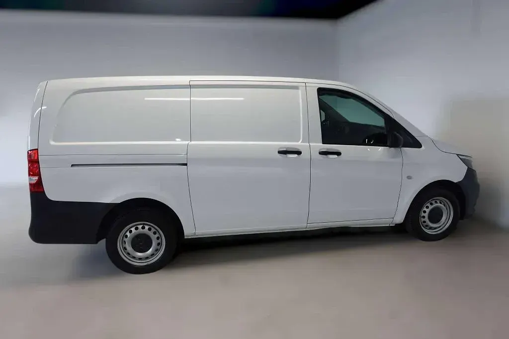 Gebraucht Mercedes Vito 136 PS (100 kW) 2022 Arktikweiss Van