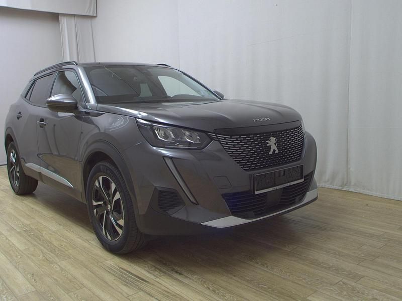 Gebraucht Peugeot 2008 Allure 131 PS (96 kW) 2021 Platinum grau metallic SUV