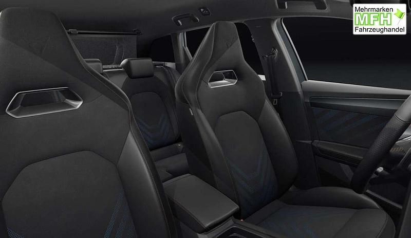 Neu Cupra Leon VZ 333 PS (244 kW) 2025 Midnight schwarz meta... Kombi
