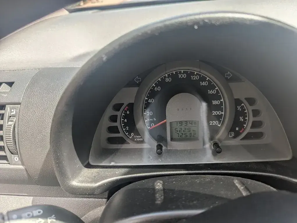 Używany VW Fox 55 KM (40 kW) 2010 Szary Hatchback