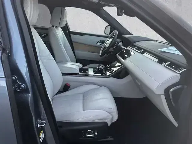 Second-hand Land Rover Range Rover Velar HSE Dynamic 404 CP (297 kW) 2023 Albastru SUV