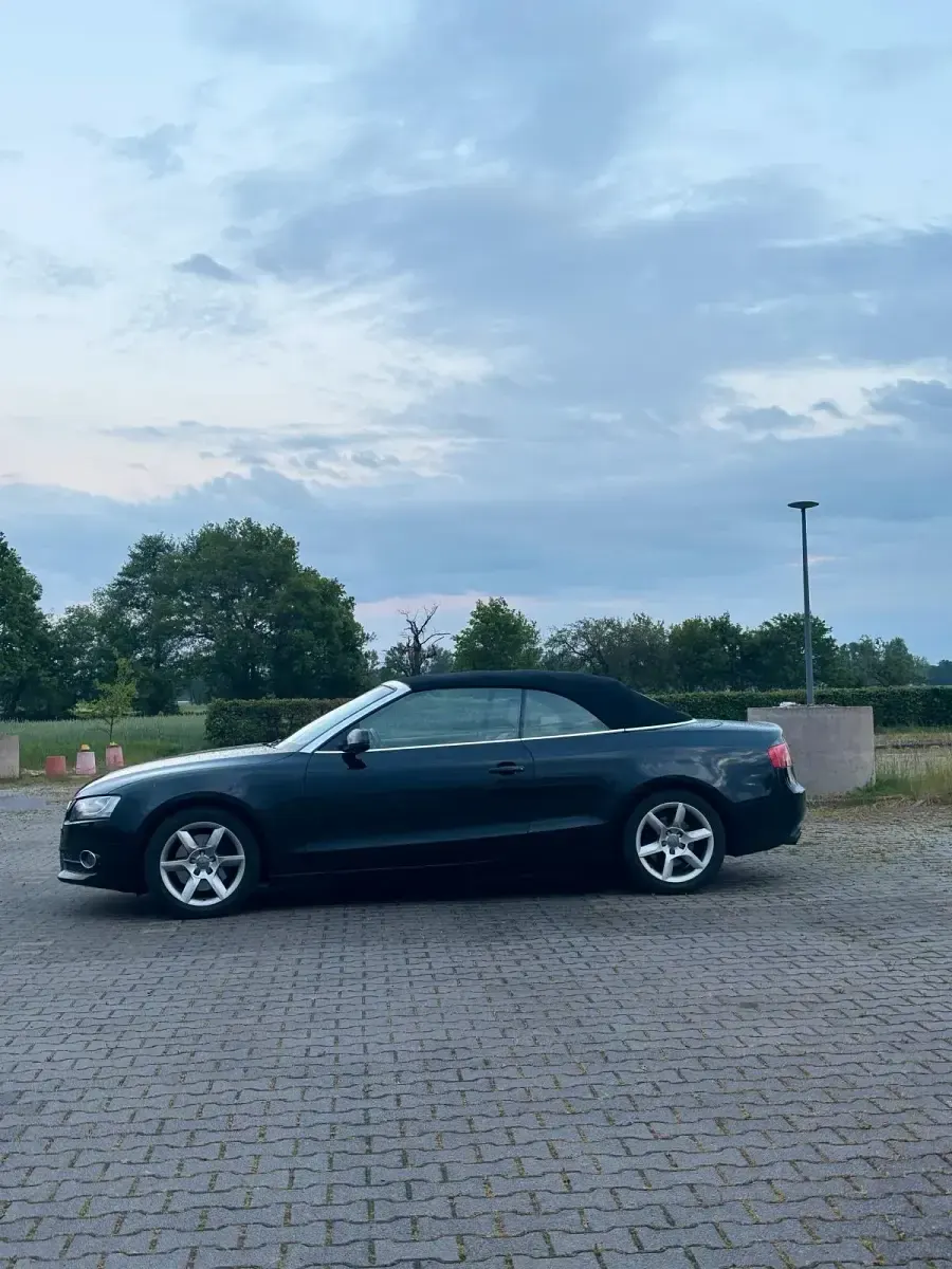 Gebraucht Audi A5 Cabriolet Comfort 211 PS (155 kW) 2009 Schwarz Cabrio