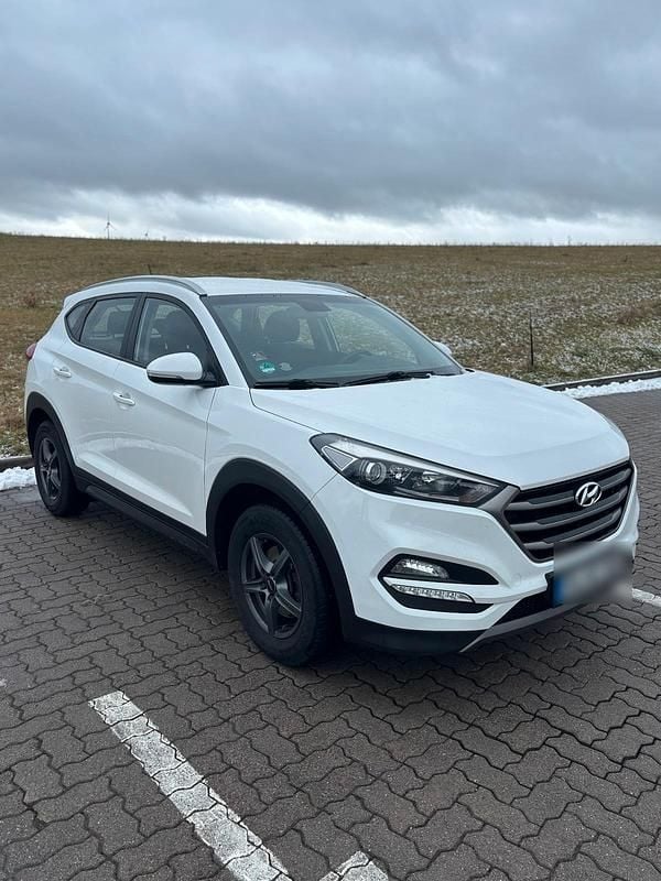 Gebraucht Hyundai Tucson 141 PS (103 kW) 2016 Weiß SUV