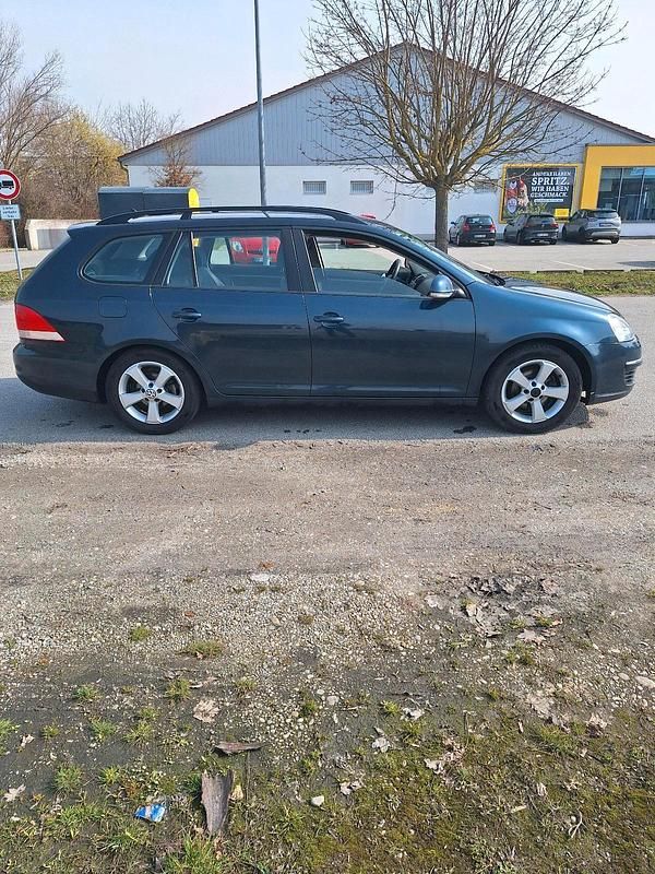 Gebraucht VW Golf V 105 PS (77 kW) 2008 Blau Kombi
