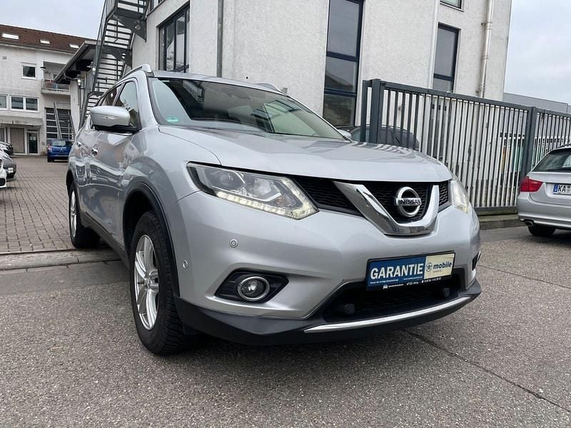 Gebraucht Nissan X-Trail Tekna 163 PS (119 kW) 2017 Silber SUV