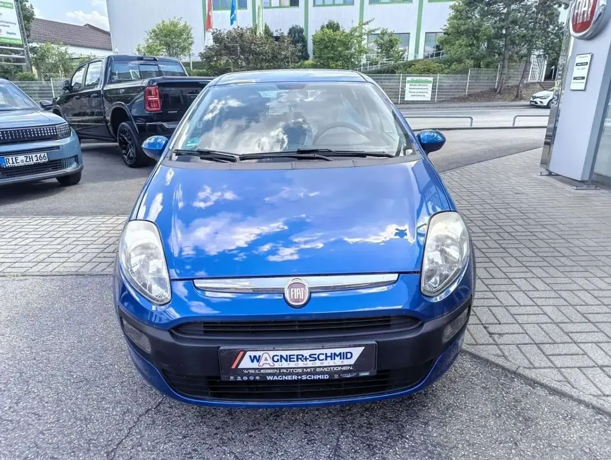 Gebraucht Fiat Punto Evo Dynamic 77 PS (56 kW) 2011 Acid jazz blau metallic Kleinwagen