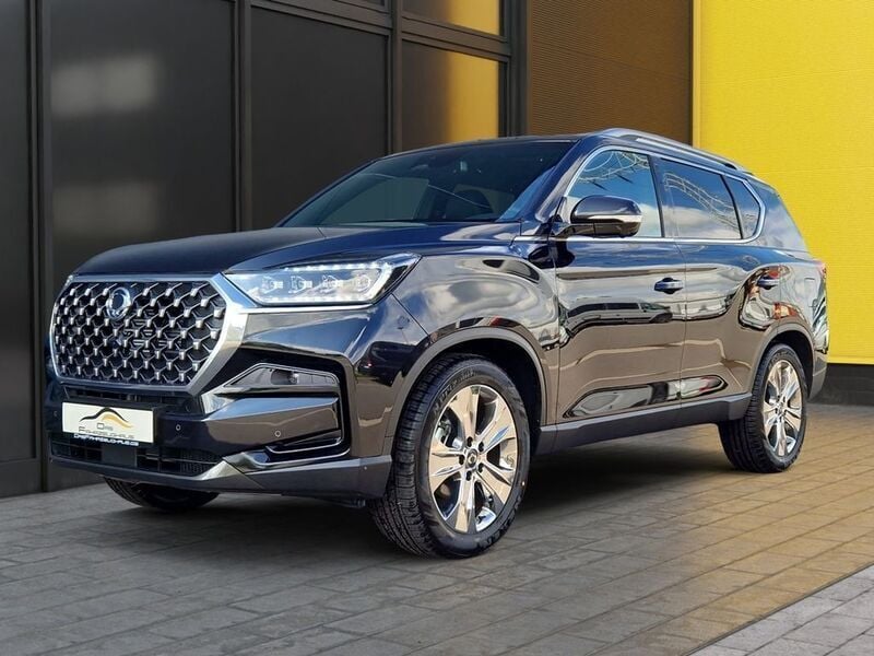 Schwarz Gebraucht 2024 Ssangyong Rexton Sapphire SUV | 44.985 € (Fairer Preis) - Bild 1/4