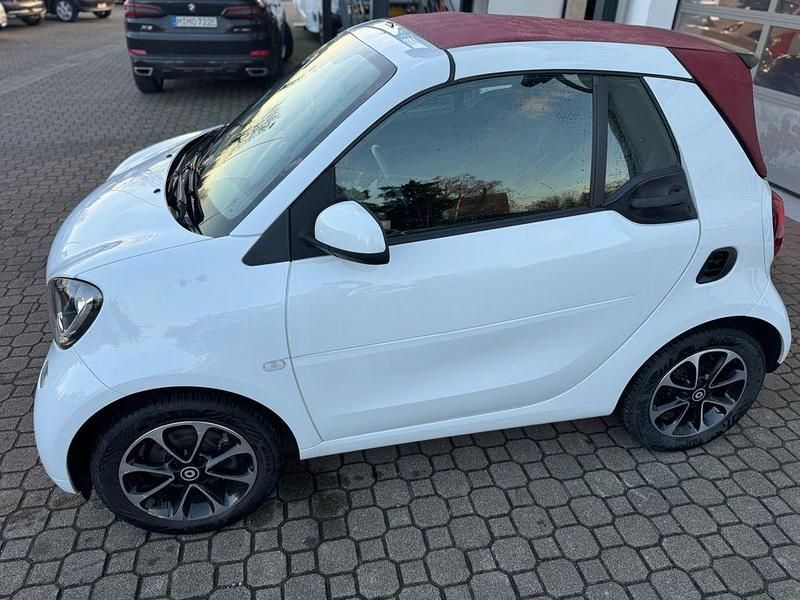 Gebraucht Smart ForTwo Cabrio 90 PS (66 kW) 2017 Weiß Cabrio