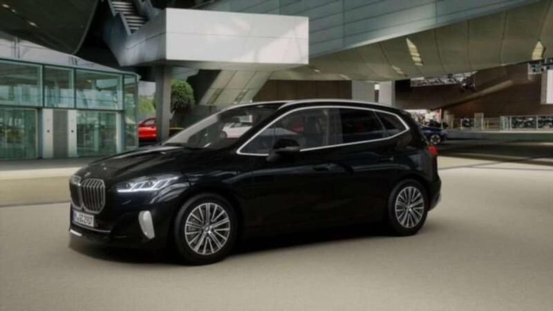 Neu BMW 218 Luxury Line 136 PS (100 kW) 2026 Schwarz uni Kombi