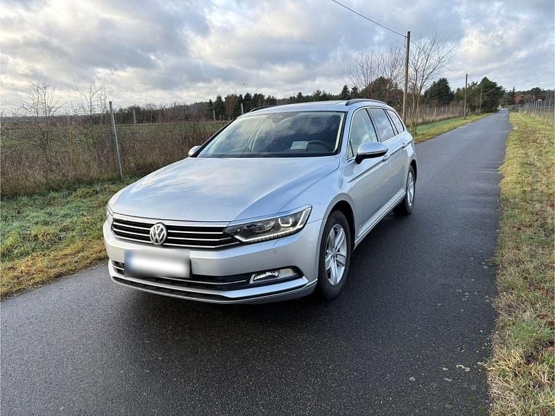 Gebraucht VW Passat Comfortline 150 PS (110 kW) 2019 Silber Kombi