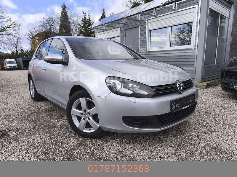 Gebraucht VW Golf VI 105 PS (77 kW) 2011 Silber Kleinwagen