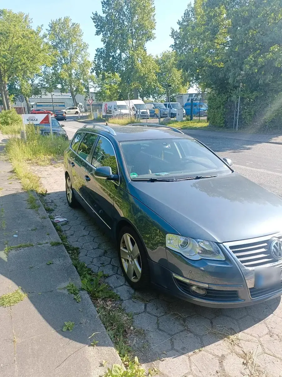 Gebraucht VW Passat Highline 160 PS (117 kW) 2009 Grau Kombi