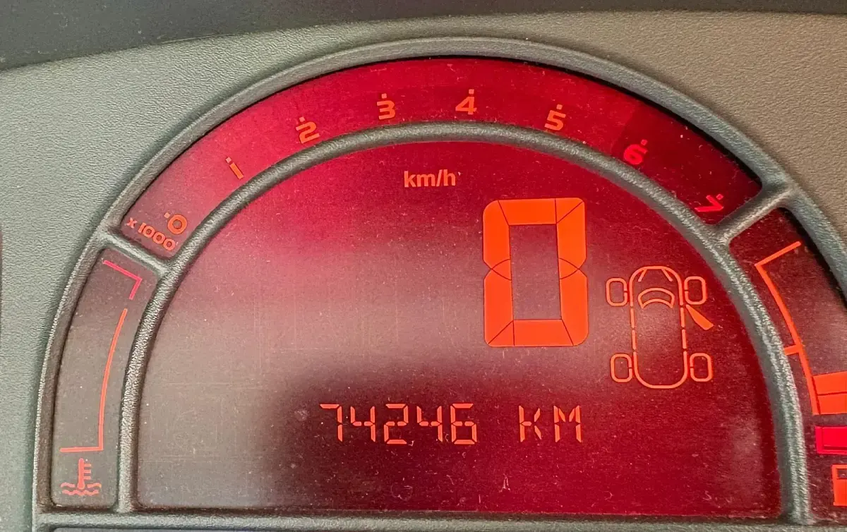 Gebraucht Renault Modus Avantage 75 PS (55 kW) 2008 Andere farben Van / Kleinbus