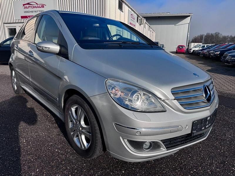 Silber Gebraucht 2005 Mercedes B200 Van / Kleinbus | 4.990 € (Fairer Preis) - Bild 1/4
