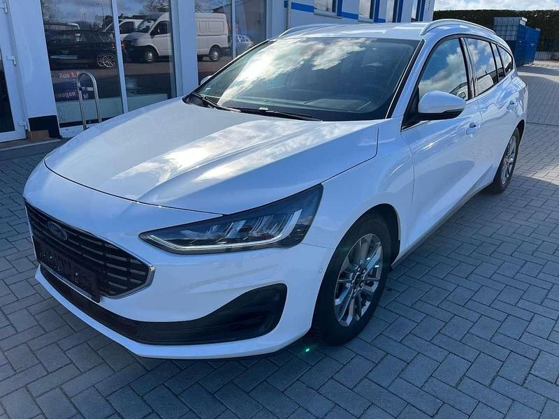 Gebraucht Ford Focus Titanium X 116 PS (85 kW) 2024 Frozen white Kombi