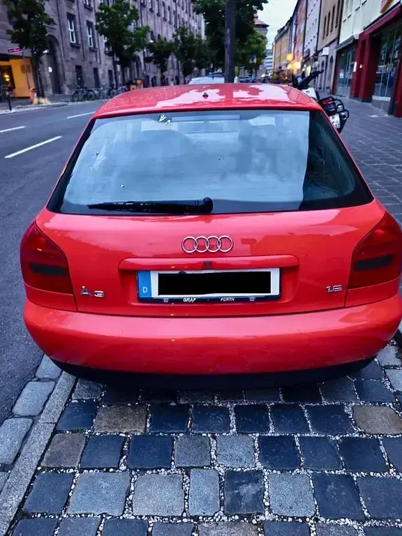 Gebraucht Audi A3 Ambiente 101 PS (74 kW) 1999 Rot Kleinwagen