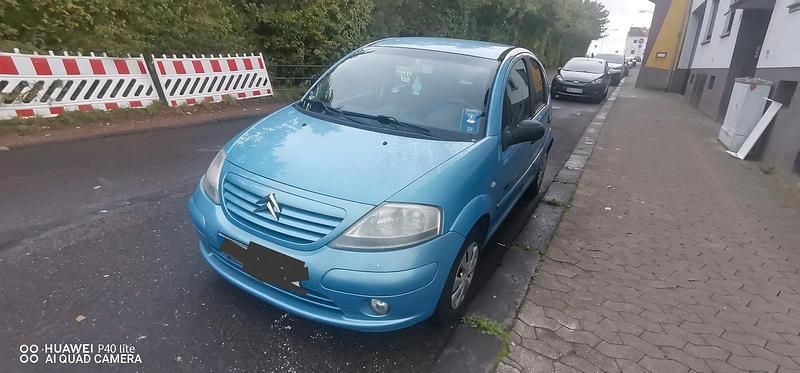 Blau Gebraucht 2003 Citroën C3 Kleinwagen | 1.000 € - Bild 1/4